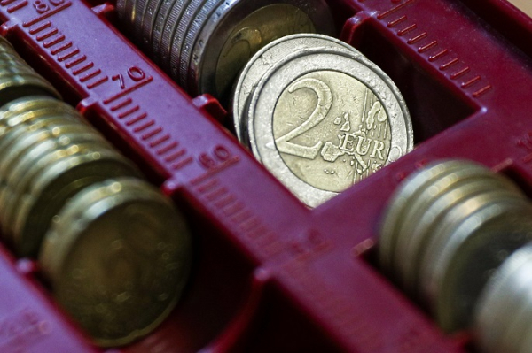 Eurozone inflation rises to 1.9% in February Eurozone inflation rises to 1.9% in February