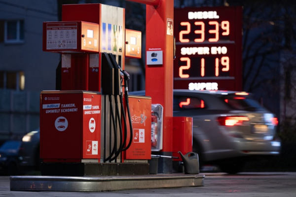 Fuel tax cut helps cool German inflation to 2.6% in May Fuel tax cut helps cool German inflation to 2.6% in May