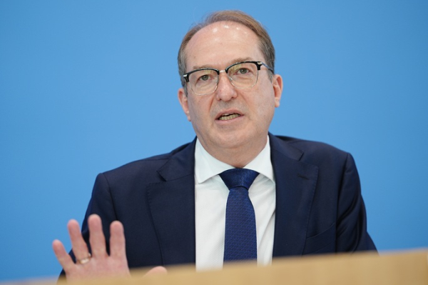 German minister backs deporting convicted Afghans after fatal attack German minister backs deporting convicted Afghans after fatal attack